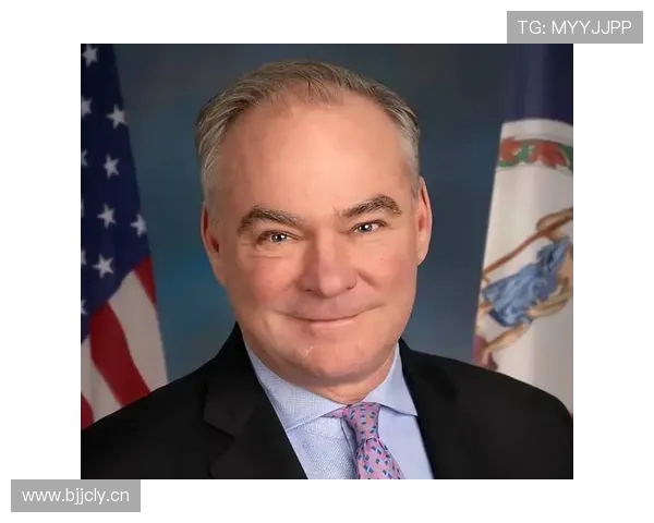 前曼联助教愿以一只手换凯恩加盟但对其巅峰期表示担忧 前曼联助教愿以一只手换凯恩加盟但对其巅峰期表示担忧